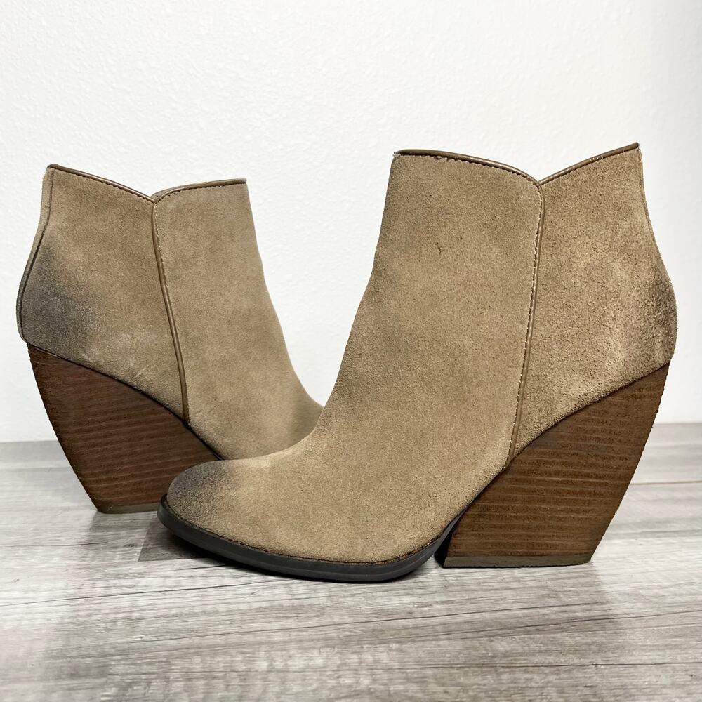 Very Volatile Whitby Chucky Suede Heeled Booties Boots Brown Boho Size 8